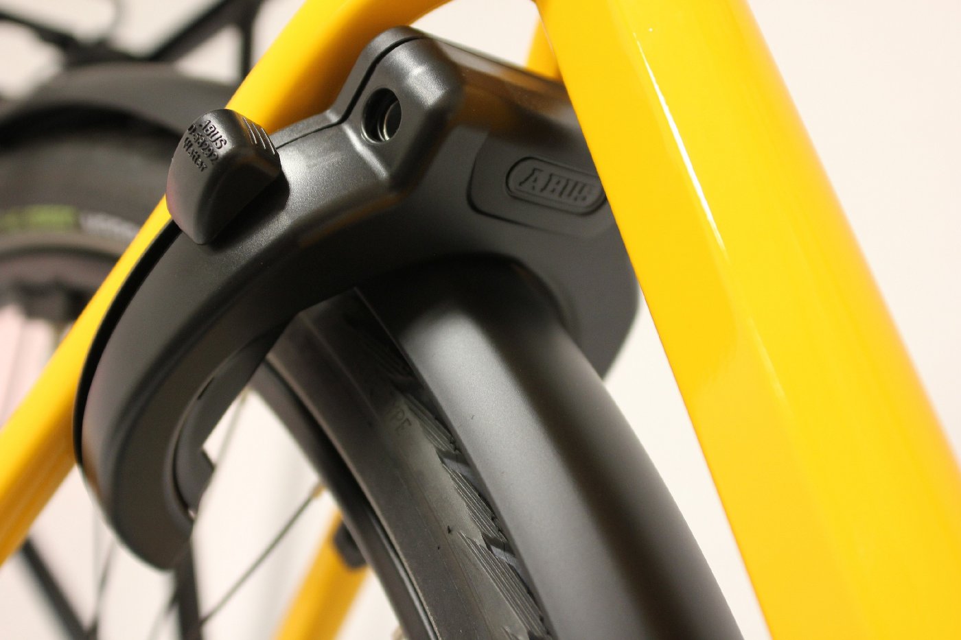 Velo de Ville AEB 490 - 500 Wh / 13.4 Ah - 2024 - 28 Zoll - Tiefeinsteiger