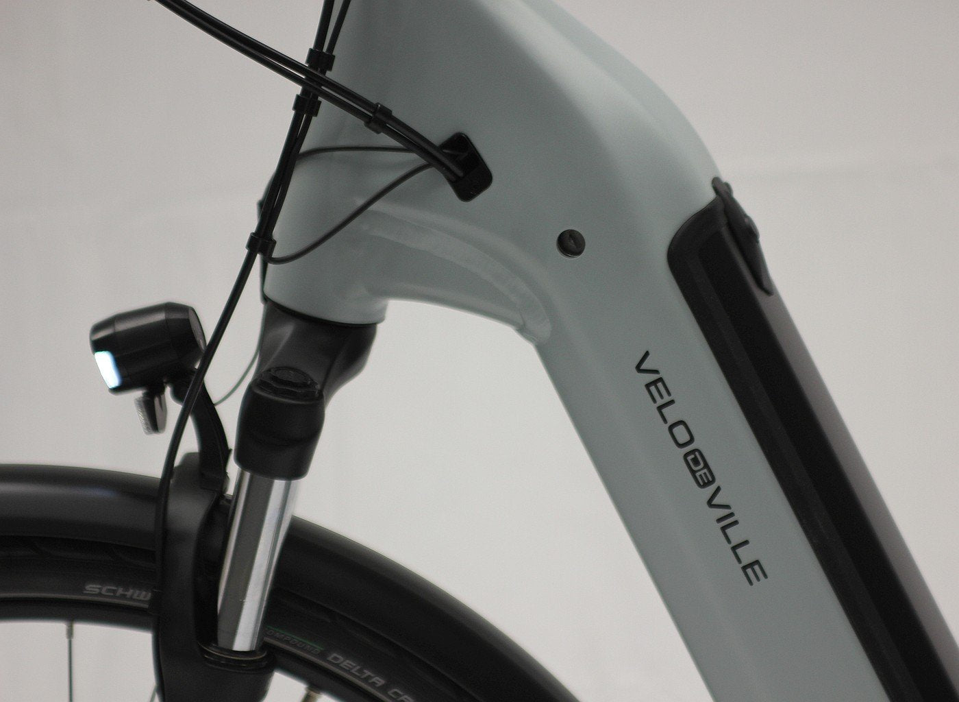 Velo de Ville AEB 890 PURE - 540 Wh / 15 Ah - 2026 - 28 Zoll - Tiefeinsteiger